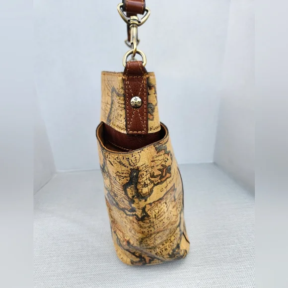 Patricia Nash European Map Leather Shoulder Bag Wristlet Set Handbag - Picture 4 of 16